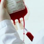 как происходит переливание крови от прыщей